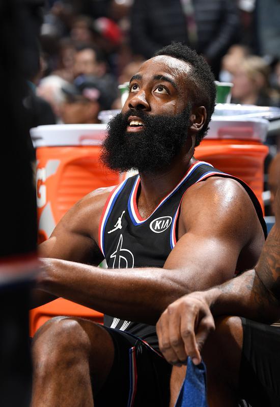 关于德国杯赛程吃紧，新疆广汇赛前造点机会，目标明确，赛季目标并未改变的信息